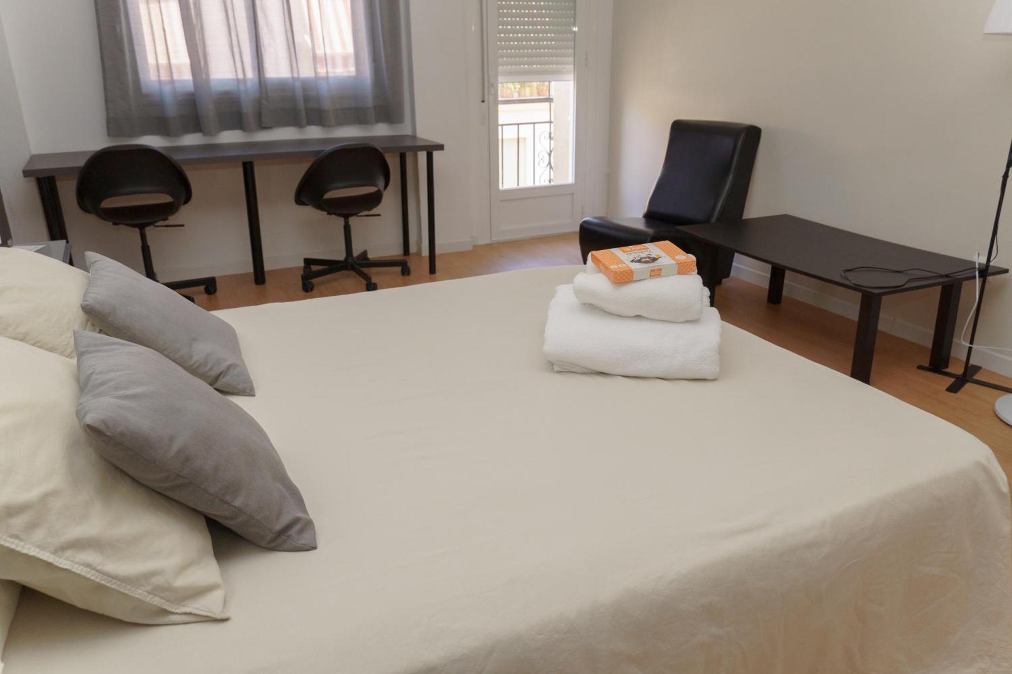 Tu Hogar, Desayuno, Parking Y Piscina Incluidos * Ronda