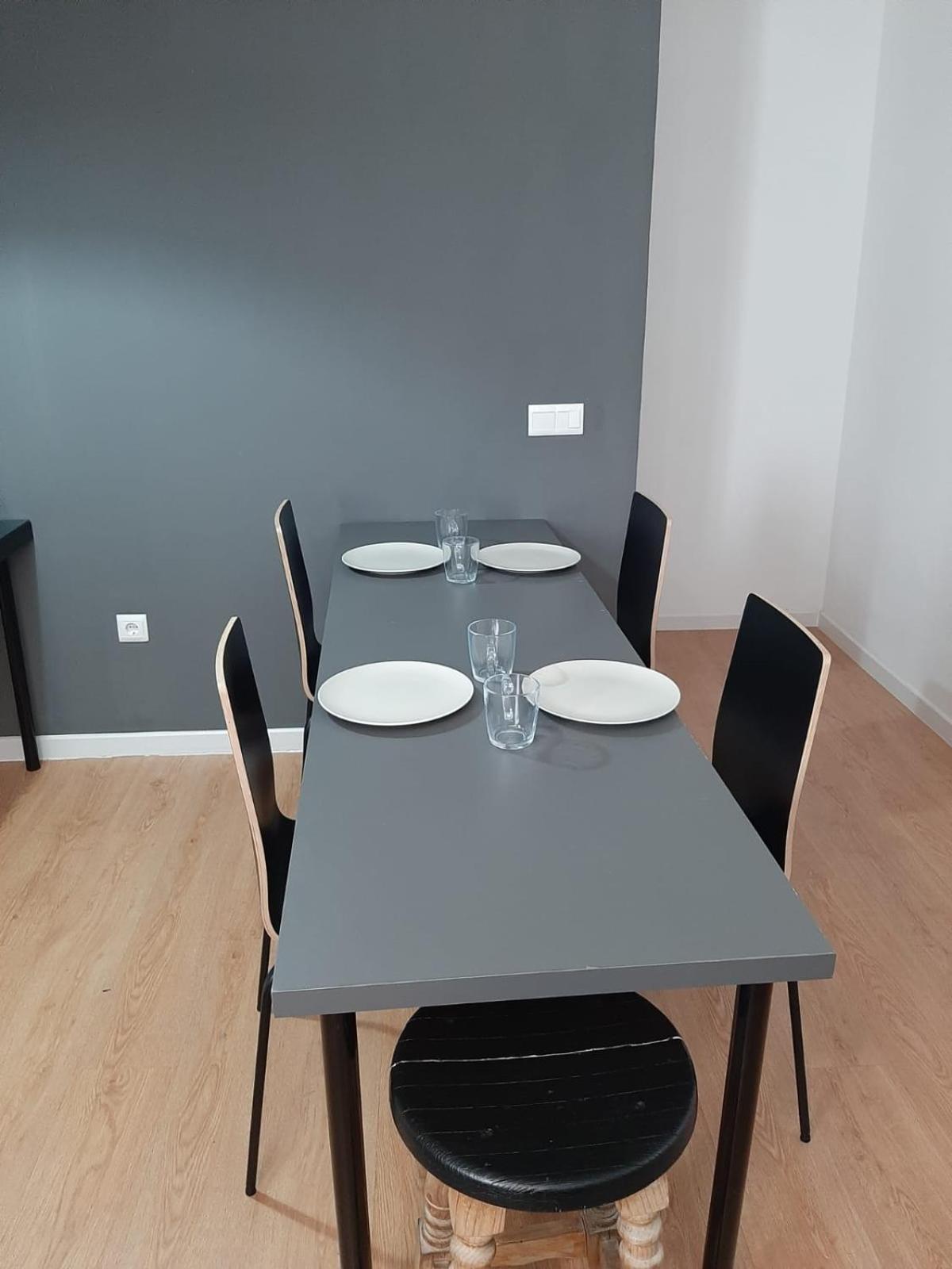 Tu Hogar, Desayuno, Parking Y Piscina Incluidos
