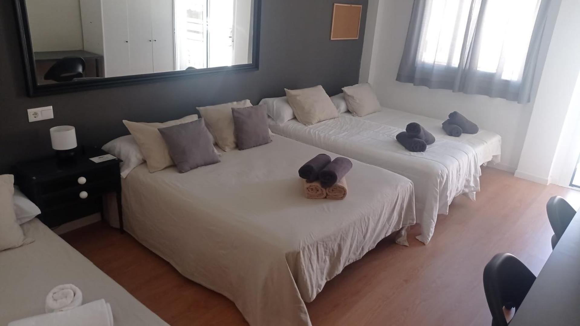 Privatunterkunft Tu Hogar, Desayuno, Parking Y Piscina Incluidos *