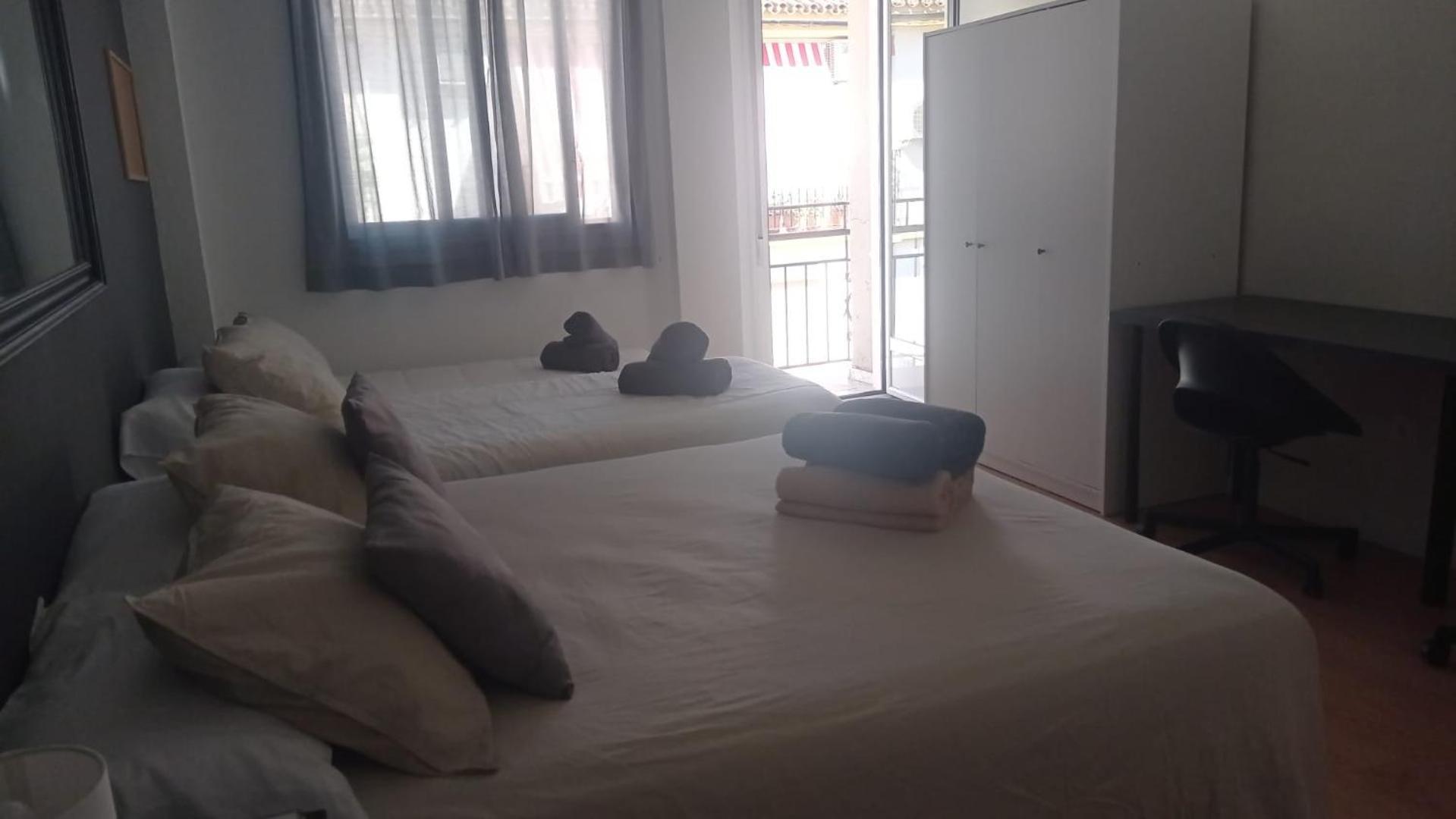 Tu Hogar, Desayuno, Parking Y Piscina Incluidos * Ronda