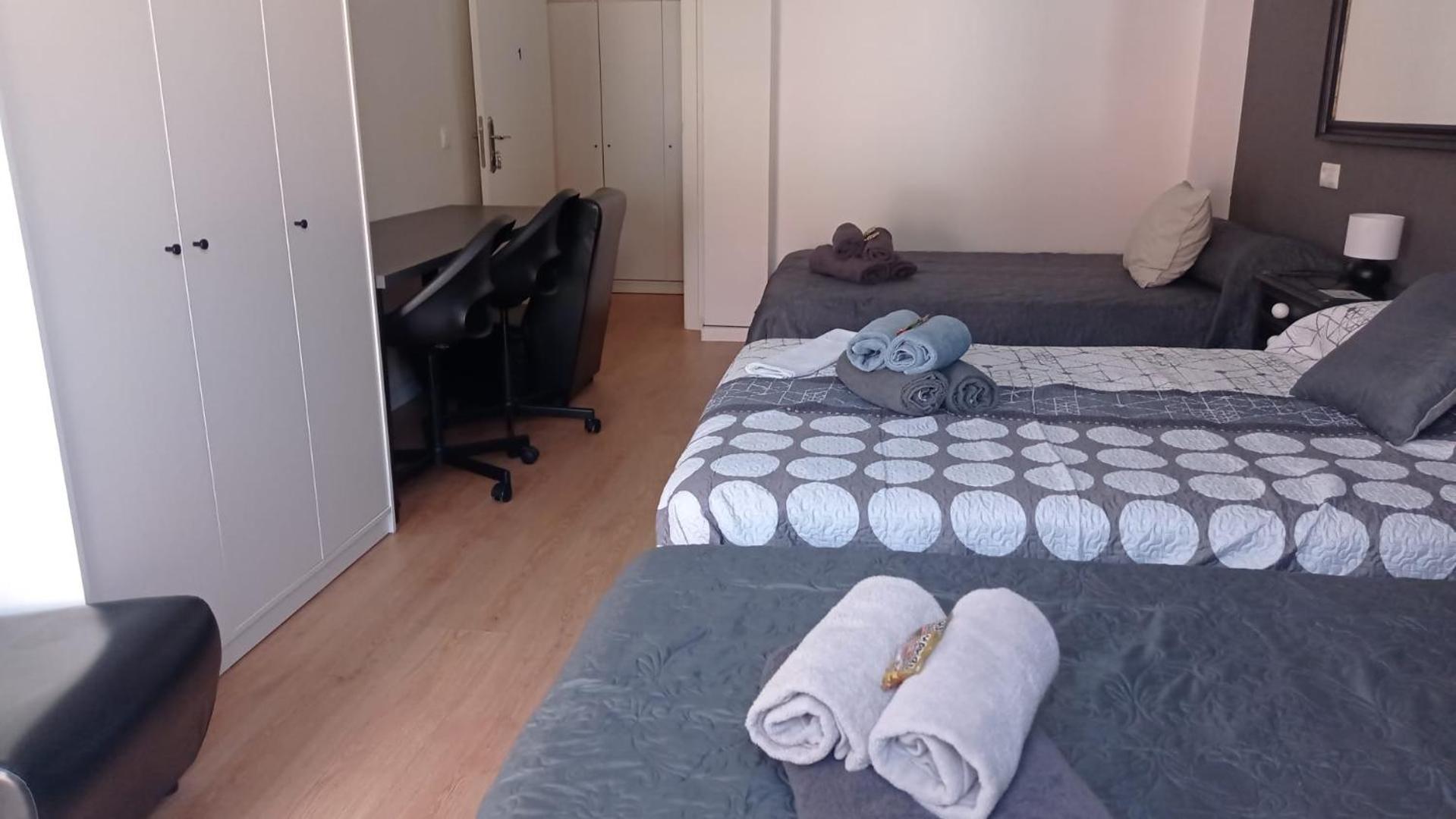 Tu Hogar, Desayuno, Parking Y Piscina Incluidos
