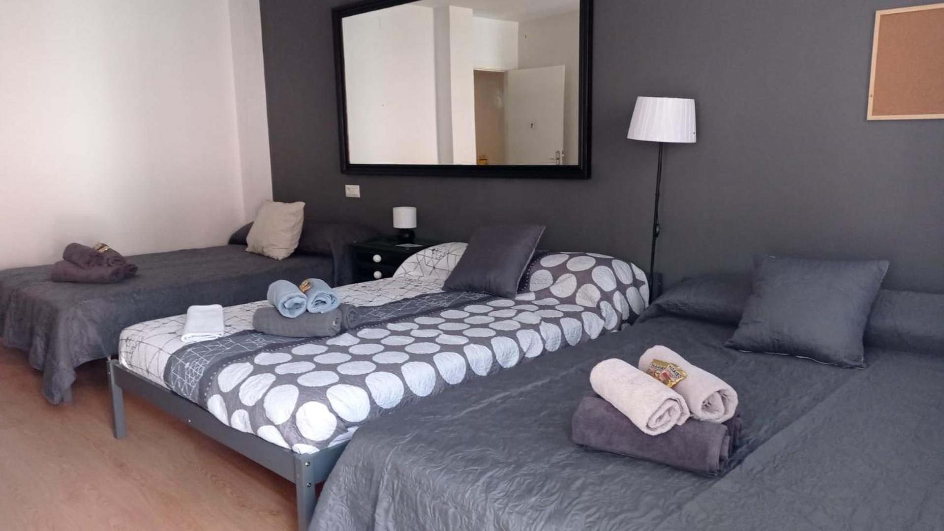 Tu Hogar, Desayuno, Parking Y Piscina Incluidos Privatunterkunft *